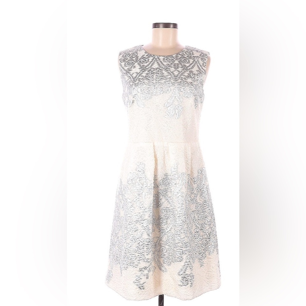 Lela Rose EXCELLENT ivory/silver metallic sheath mini cocktail/party dress - 8